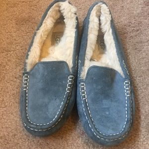 UGG Ansley slipper dolphin blue size 7